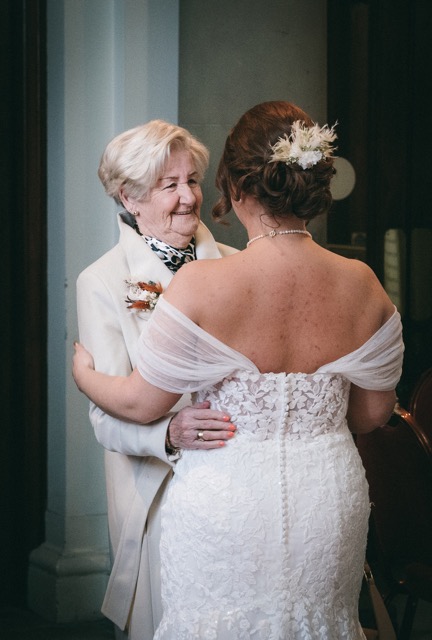 st george's hall wedding liverpool by wedding photographer adam edwards