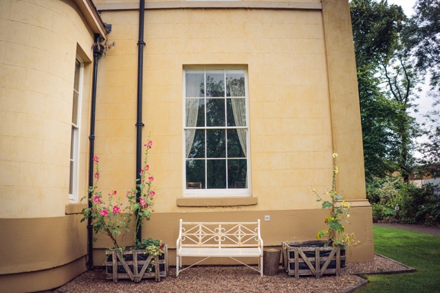 A wedding at Elizabeth Gaskell's House by Manchester photographer Adam Edwards